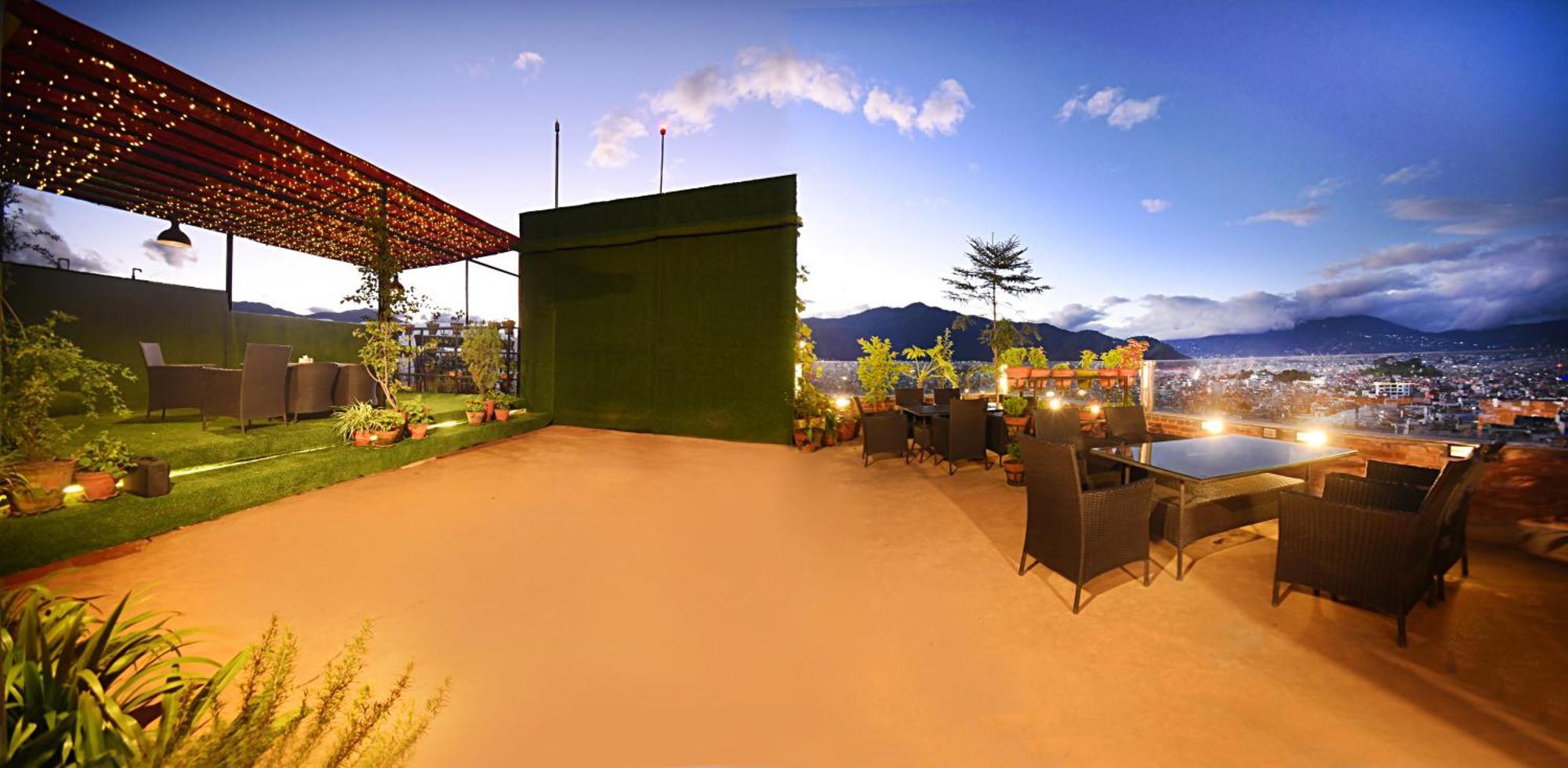 Woodapple Hotel And Spa Kathmandu Exterior foto